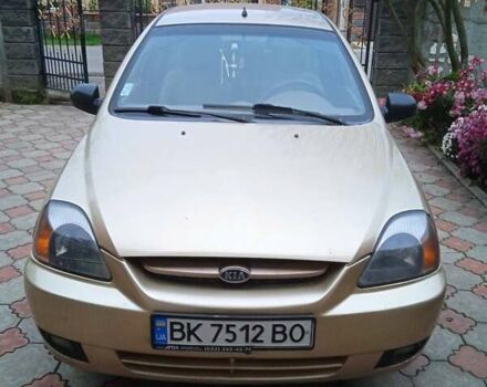 Желтый Киа Рио, объемом двигателя 1.34 л и пробегом 214 тыс. км за 2700 $, фото 8 на Automoto.ua