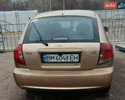Жовтий Кіа Ріо, об'ємом двигуна 1.5 л та пробігом 227 тис. км за 2000 $, фото 1 на Automoto.ua