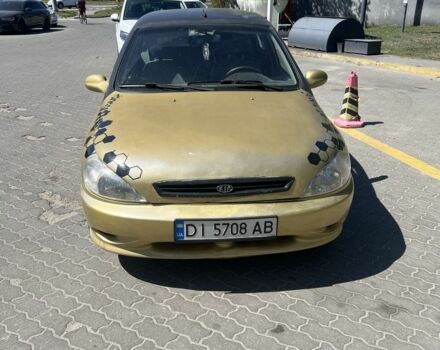 Жовтий Кіа Ріо, об'ємом двигуна 1.5 л та пробігом 150 тис. км за 1351 $, фото 1 на Automoto.ua
