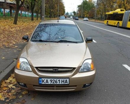 Желтый Киа Рио, объемом двигателя 1.3 л и пробегом 156 тыс. км за 2500 $, фото 1 на Automoto.ua