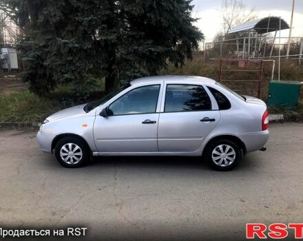 Серый Киа Рио, объемом двигателя 1.5 л и пробегом 320 тыс. км за 2600 $, фото 2 на Automoto.ua