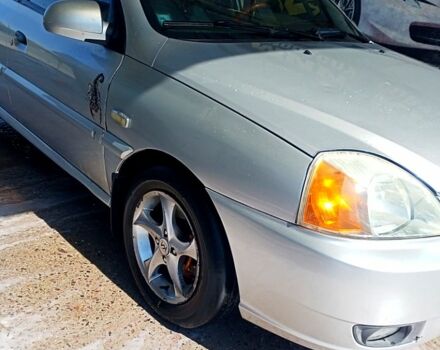 Сірий Кіа Ріо, об'ємом двигуна 1.3 л та пробігом 0 тис. км за 2400 $, фото 6 на Automoto.ua