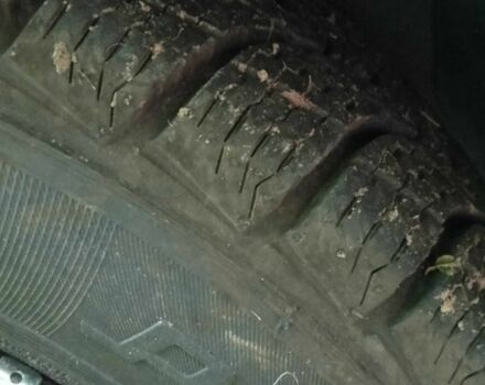 Сірий Кіа Ріо, об'ємом двигуна 1.5 л та пробігом 357 тис. км за 1800 $, фото 10 на Automoto.ua