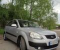 Серый Киа Рио, объемом двигателя 1.4 л и пробегом 192 тыс. км за 5000 $, фото 2 на Automoto.ua