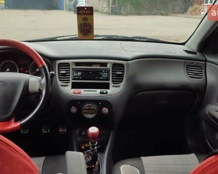 Серый Киа Рио, объемом двигателя 1.4 л и пробегом 192 тыс. км за 5000 $, фото 10 на Automoto.ua