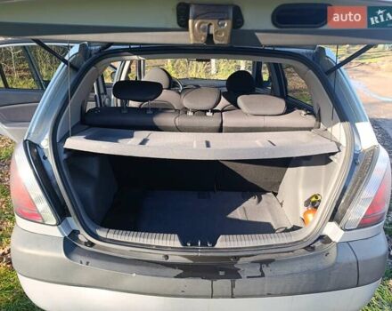 Сірий Кіа Ріо, об'ємом двигуна 1.49 л та пробігом 272 тис. км за 4500 $, фото 20 на Automoto.ua