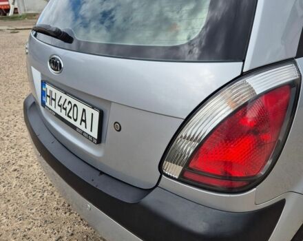 Сірий Кіа Ріо, об'ємом двигуна 1.4 л та пробігом 86 тис. км за 5300 $, фото 8 на Automoto.ua