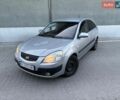 Серый Киа Рио, объемом двигателя 1.49 л и пробегом 290 тыс. км за 3250 $, фото 1 на Automoto.ua