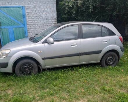Серый Киа Рио, объемом двигателя 1.4 л и пробегом 143 тыс. км за 3700 $, фото 4 на Automoto.ua