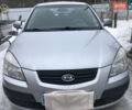 Серый Киа Рио, объемом двигателя 1.4 л и пробегом 260 тыс. км за 5500 $, фото 1 на Automoto.ua
