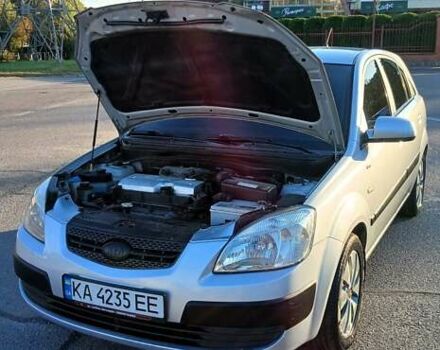 Серый Киа Рио, объемом двигателя 1.4 л и пробегом 216 тыс. км за 3600 $, фото 7 на Automoto.ua