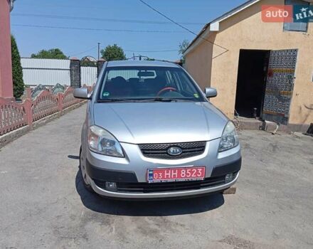 Серый Киа Рио, объемом двигателя 0 л и пробегом 127 тыс. км за 4800 $, фото 6 на Automoto.ua