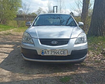 Серый Киа Рио, объемом двигателя 1.3 л и пробегом 225 тыс. км за 3500 $, фото 15 на Automoto.ua