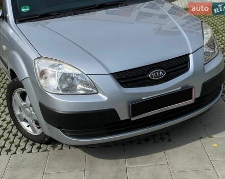 Серый Киа Рио, объемом двигателя 1.6 л и пробегом 179 тыс. км за 5999 $, фото 4 на Automoto.ua