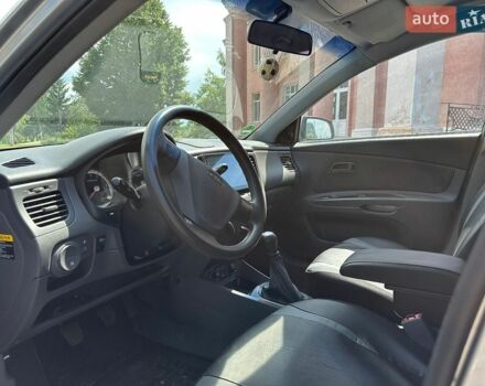 Сірий Кіа Ріо, об'ємом двигуна 1.4 л та пробігом 127 тис. км за 4800 $, фото 12 на Automoto.ua