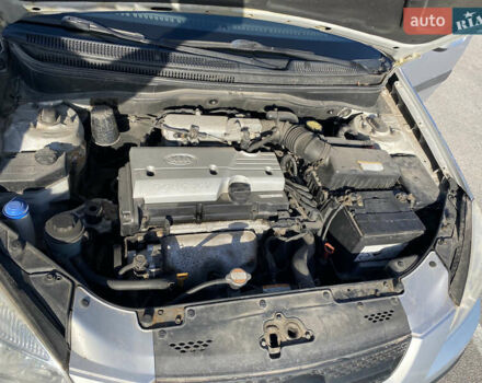 Сірий Кіа Ріо, об'ємом двигуна 1.4 л та пробігом 140 тис. км за 5100 $, фото 25 на Automoto.ua