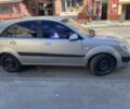 Сірий Кіа Ріо, об'ємом двигуна 1.4 л та пробігом 227 тис. км за 3500 $, фото 1 на Automoto.ua