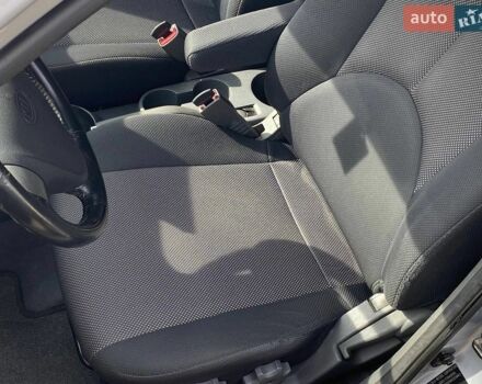 Серый Киа Рио, объемом двигателя 1.6 л и пробегом 179 тыс. км за 5999 $, фото 42 на Automoto.ua