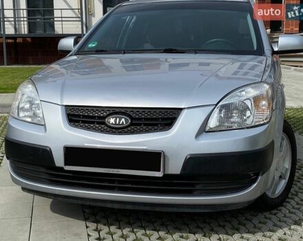 Серый Киа Рио, объемом двигателя 1.6 л и пробегом 179 тыс. км за 6499 $, фото 15 на Automoto.ua