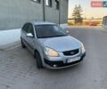 Сірий Кіа Ріо, об'ємом двигуна 1.49 л та пробігом 290 тис. км за 3450 $, фото 4 на Automoto.ua