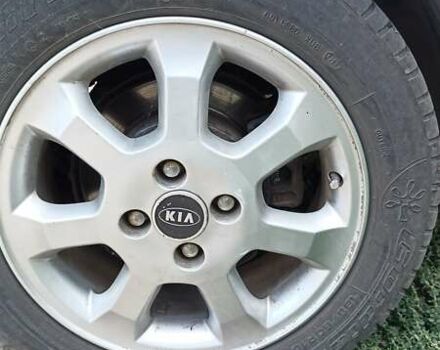 Серый Киа Рио, объемом двигателя 1.4 л и пробегом 194 тыс. км за 5999 $, фото 19 на Automoto.ua