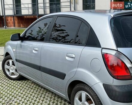Серый Киа Рио, объемом двигателя 1.6 л и пробегом 179 тыс. км за 6499 $, фото 30 на Automoto.ua