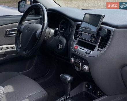 Серый Киа Рио, объемом двигателя 1.6 л и пробегом 173 тыс. км за 5799 $, фото 54 на Automoto.ua