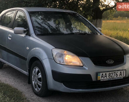 Серый Киа Рио, объемом двигателя 0 л и пробегом 500 тыс. км за 2000 $, фото 2 на Automoto.ua