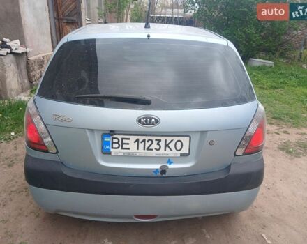 Сірий Кіа Ріо, об'ємом двигуна 1.34 л та пробігом 180 тис. км за 4470 $, фото 1 на Automoto.ua