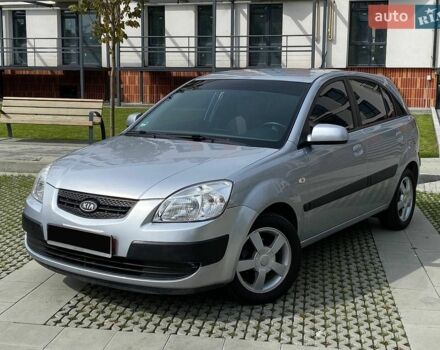 Серый Киа Рио, объемом двигателя 1.6 л и пробегом 179 тыс. км за 5999 $, фото 12 на Automoto.ua