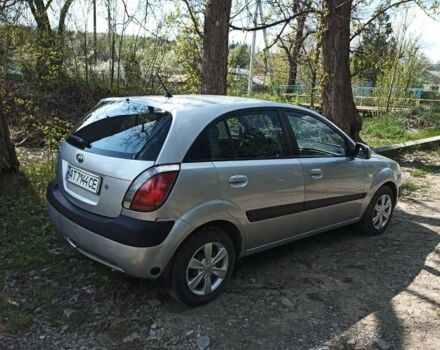 Серый Киа Рио, объемом двигателя 1.3 л и пробегом 225 тыс. км за 3500 $, фото 8 на Automoto.ua