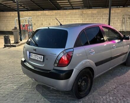 Серый Киа Рио, объемом двигателя 1.49 л и пробегом 285 тыс. км за 4300 $, фото 5 на Automoto.ua