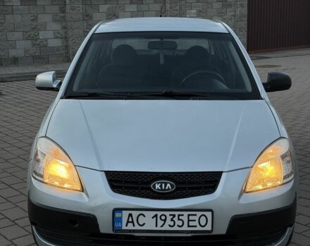 Сірий Кіа Ріо, об'ємом двигуна 1.5 л та пробігом 279 тис. км за 4825 $, фото 4 на Automoto.ua