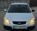 Сірий Кіа Ріо, об'ємом двигуна 1.5 л та пробігом 279 тис. км за 4825 $, фото 4 на Automoto.ua
