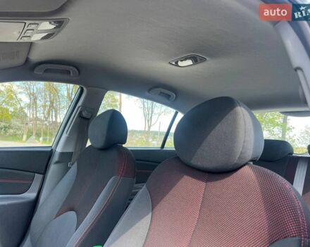 Серый Киа Рио, объемом двигателя 1.49 л и пробегом 278 тыс. км за 3999 $, фото 8 на Automoto.ua