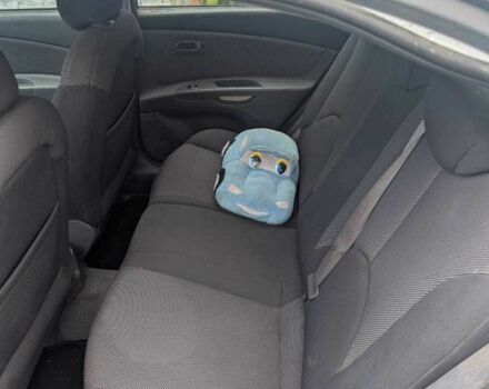 Серый Киа Рио, объемом двигателя 1.4 л и пробегом 143 тыс. км за 3700 $, фото 7 на Automoto.ua