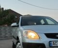 Серый Киа Рио, объемом двигателя 1.59 л и пробегом 276 тыс. км за 4200 $, фото 1 на Automoto.ua
