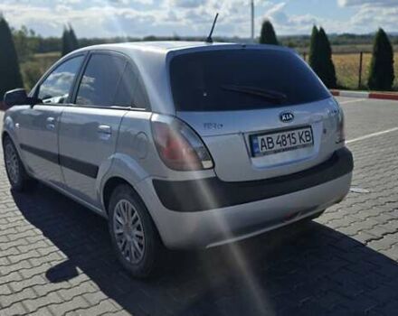 Сірий Кіа Ріо, об'ємом двигуна 1.5 л та пробігом 275 тис. км за 4100 $, фото 7 на Automoto.ua