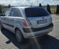 Сірий Кіа Ріо, об'ємом двигуна 1.5 л та пробігом 275 тис. км за 4100 $, фото 7 на Automoto.ua