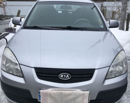 Сірий Кіа Ріо, об'ємом двигуна 1.4 л та пробігом 260 тис. км за 5500 $, фото 1 на Automoto.ua
