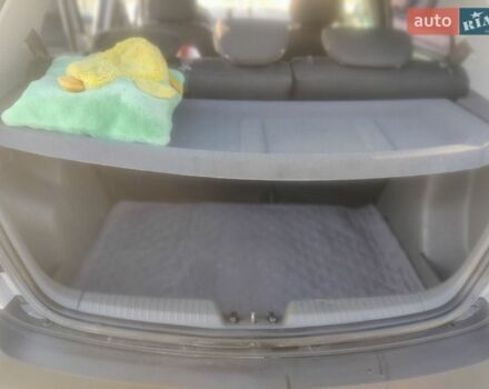 Серый Киа Рио, объемом двигателя 1.49 л и пробегом 280 тыс. км за 3900 $, фото 20 на Automoto.ua