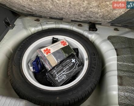 Серый Киа Рио, объемом двигателя 1.6 л и пробегом 179 тыс. км за 5999 $, фото 71 на Automoto.ua