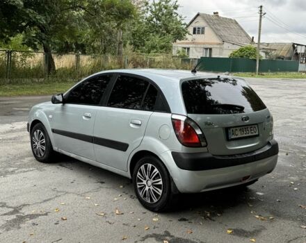 Серый Киа Рио, объемом двигателя 1.5 л и пробегом 200 тыс. км за 3293 $, фото 3 на Automoto.ua