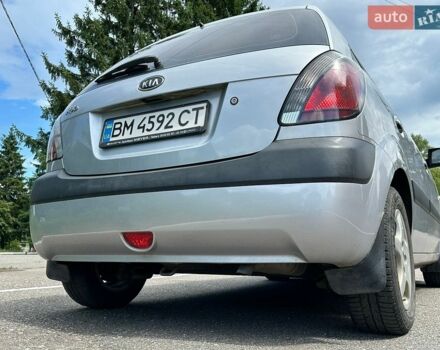 Сірий Кіа Ріо, об'ємом двигуна 1.4 л та пробігом 127 тис. км за 4800 $, фото 9 на Automoto.ua