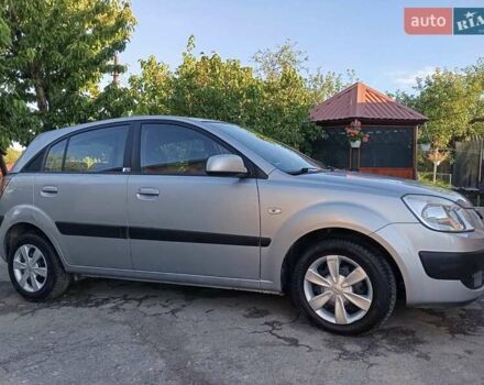 Серый Киа Рио, объемом двигателя 0 л и пробегом 127 тыс. км за 4800 $, фото 4 на Automoto.ua