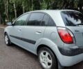 Сірий Кіа Ріо, об'ємом двигуна 1.4 л та пробігом 127 тис. км за 5177 $, фото 9 на Automoto.ua