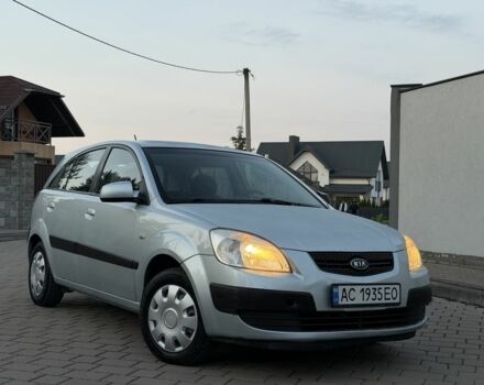 Сірий Кіа Ріо, об'ємом двигуна 1.5 л та пробігом 279 тис. км за 4825 $, фото 1 на Automoto.ua