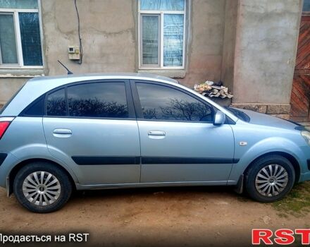 Серый Киа Рио, объемом двигателя 1.3 л и пробегом 175 тыс. км за 4499 $, фото 3 на Automoto.ua