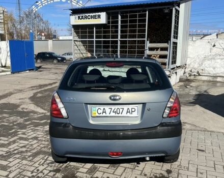 Сірий Кіа Ріо, об'ємом двигуна 1.4 л та пробігом 122 тис. км за 4600 $, фото 3 на Automoto.ua