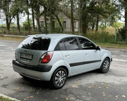 Серый Киа Рио, объемом двигателя 1.5 л и пробегом 200 тыс. км за 3293 $, фото 2 на Automoto.ua